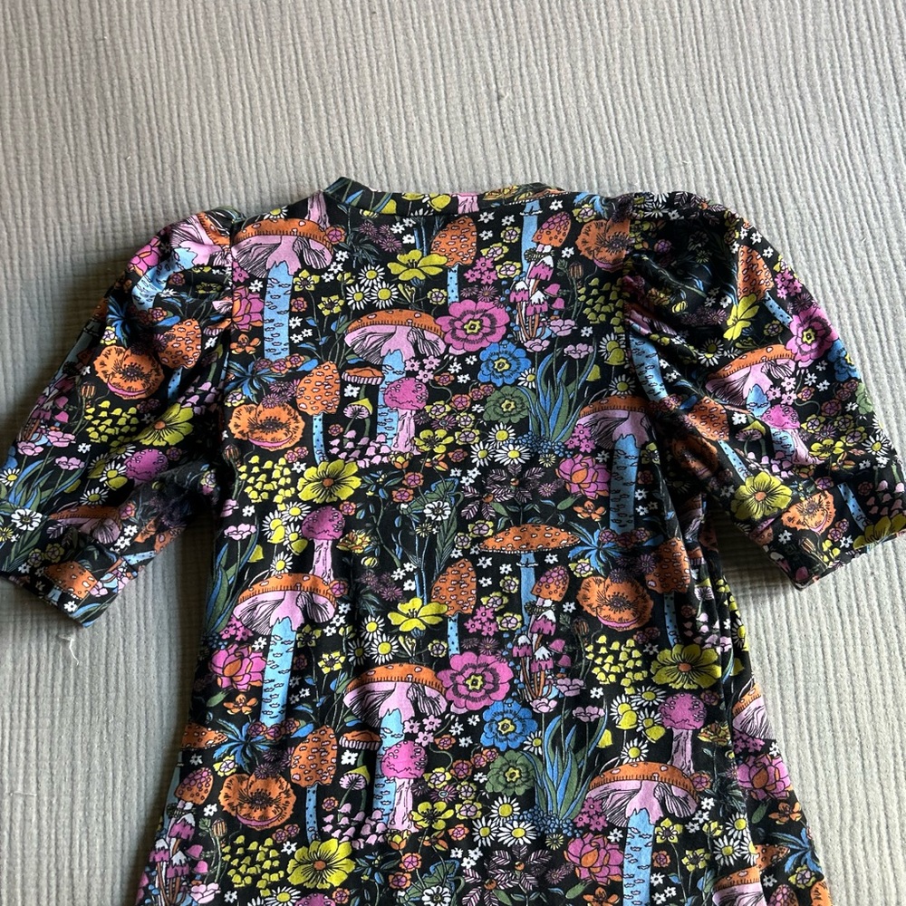 Nooworks puff sleeve top in magical mushroom - Picture 2 of 3